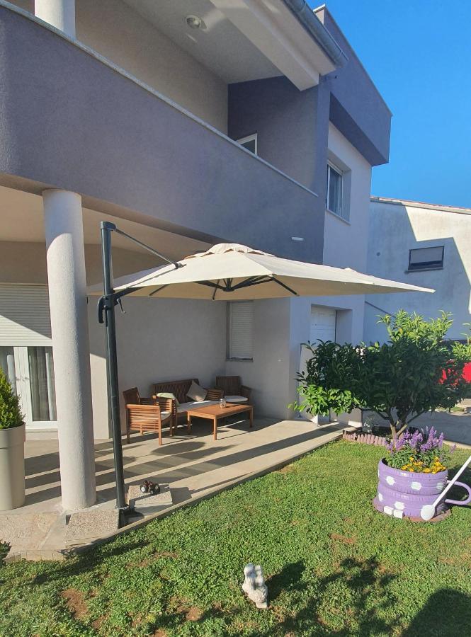 Apartman Tika Pula Exterior photo