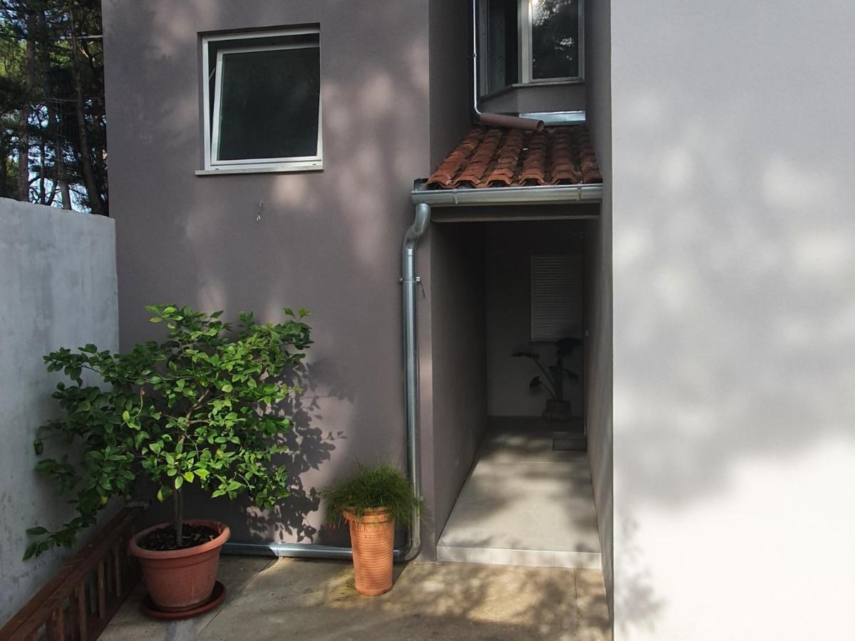 Apartman Tika Pula Exterior photo